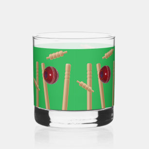 Beim Cricket auf Grün Bowled, Whiskyglas