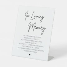 Beim Love Memory Pedestal-Zeichen