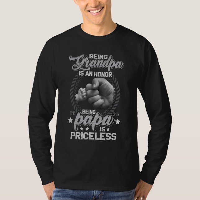 Being Papa Is Priceless Fathers Day For Grandpa T-Shirt (Vorderseite)