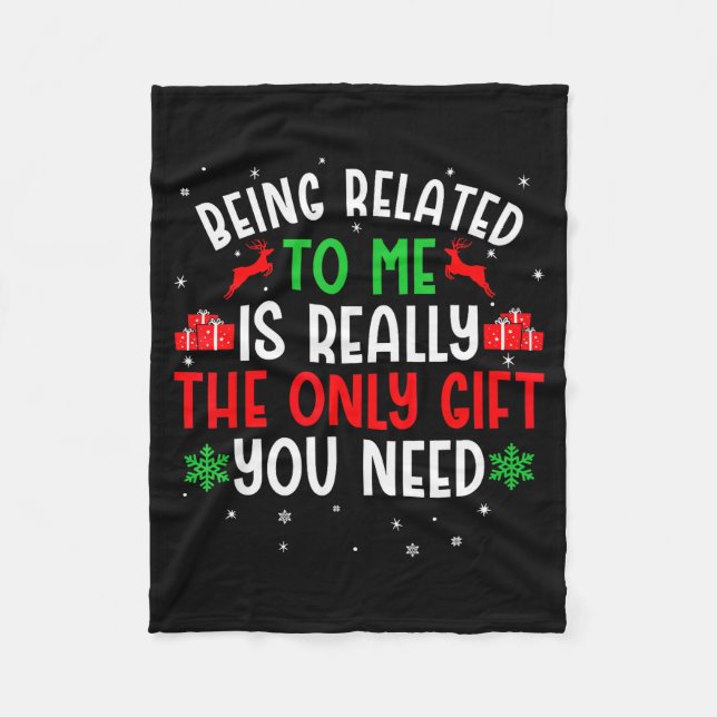 Being Related To Me Funny Christmas Tee Family Cou Fleecedecke (Vorderseite)