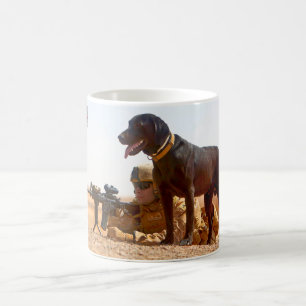 BEKÄMPFUNG DES PERSONALS IN DEN USA KAFFEETASSE