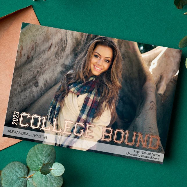 Bekanntgabe des "Foil Uni Bound High School Grad" Folieneinladung (Von Creator hochgeladen)