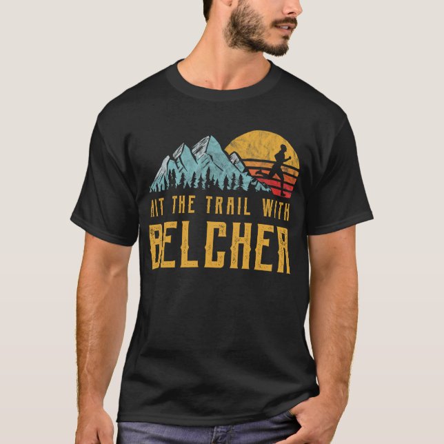 BELCHER Laufen - Auf dem Weg mit Familienname T-Shirt (Vorderseite)