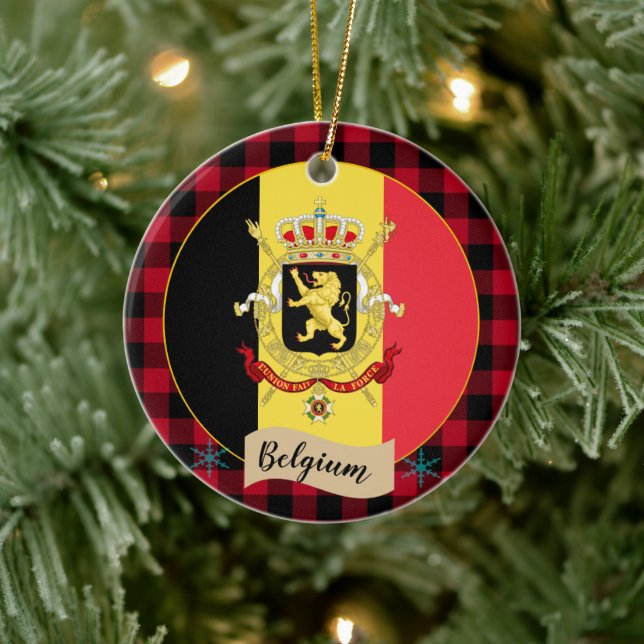 Belgien, rotes Büffel, karierte und belgische Flag Keramik Ornament (Baum)