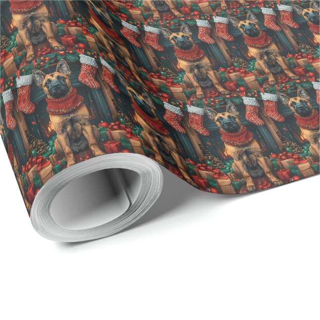 Belgische Malinois mit Weihnachtsgeschenken Feuerp Geschenkpapier (Rolleneckpunkt)