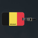 Belgische Nationalflagge Patriotisch Gepäckanhänger<br><div class="desc">Belgische Nationalflagge Patriotische Gepäckmarke mit der belgischen Flagge auf der einen Seite des Tags. Der mit dem lebendigen Schriftart geschriebene Ländername ist in das Design am unteren Rand integriert. Der Text kann mit der Funktion "Anpassen!" vollständig angepasst werden. Die andere Seite des Tags ist für Ihre Informationen reserviert. Der bezaubernde...</div>