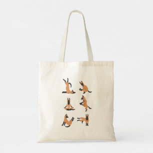 Belgischer Hirte Malinois macht Yoga Tote Tasche