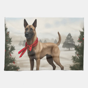 Belgischer Malinois-Hund im Schnee Weihnachten Geschirrtuch