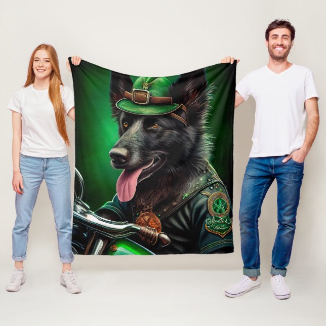 Belgischer Schäferfahrrad St. Patrick's Day Fleecedecke (Beispiel)