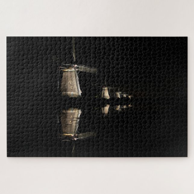 Belichtete Windmühlen mit Reflexion nachts Puzzle (Horizontal)