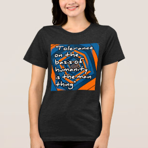 Bella+Leinwand T - Shirt für Frauen mit Dreifachmi