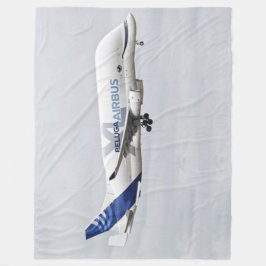 BELUGA AIRPLANE FLEECEDECKE