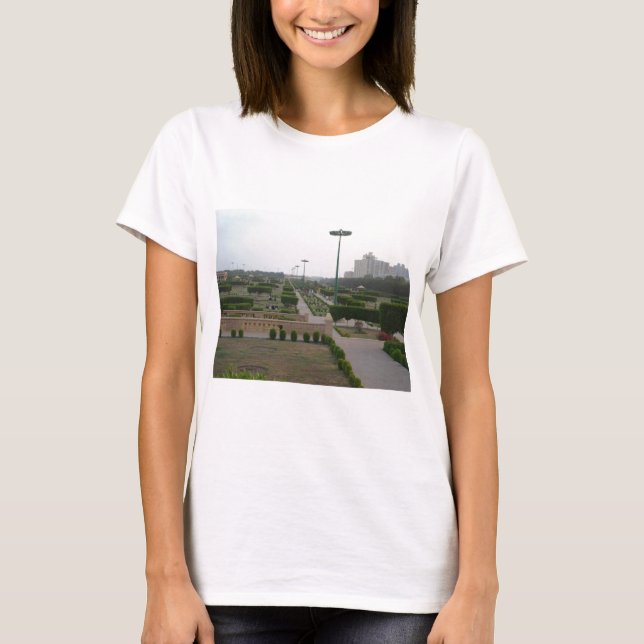 Benazir Park Landschaftliche Landschaft Principe T-Shirt (Vorderseite)