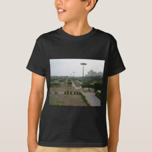 Benazir Park Landschaftsbild im Druckformat T-Shirt