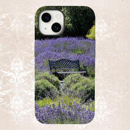 Bench in einem riesigen Lavendelfeld in Sequim Case-Mate iPhone 14 Hülle