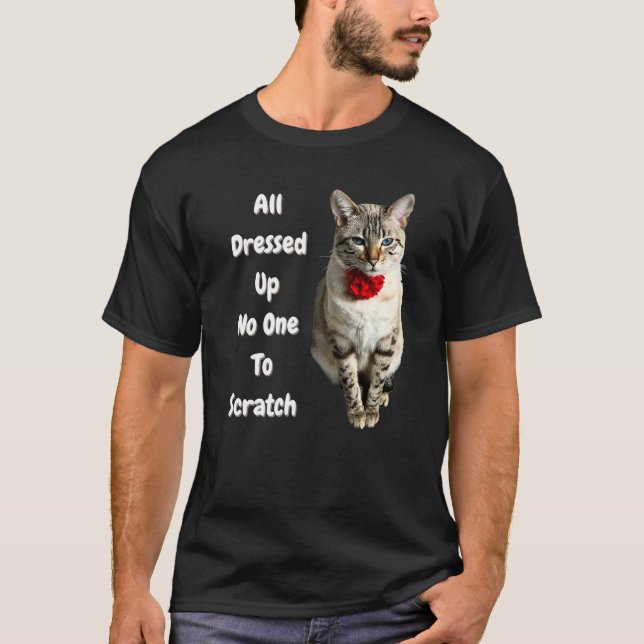 Bengalische Katze mit Bogen, die alle gekleidet si T-Shirt (Vorderseite)