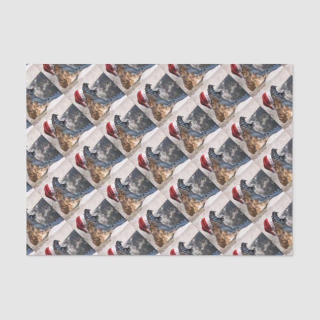 Bengalischer Tiger mit einer Weihnachtsmannmütze z Seidenpapier (Vorderseite)