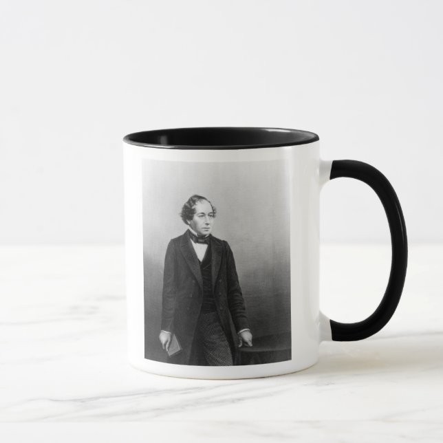 Benjamin Disraeli Tasse (Rechts)
