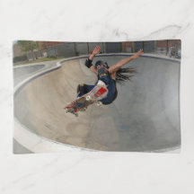 BENNETT HIRADA über Clown Rolling &