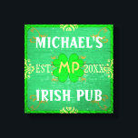 Benutzerdefinierbare Zuhause Bar Irish Pub Green Leinwanddruck<br><div class="desc">Erstellen Sie mit dieser Vorlage Ihr eigenes, benutzerdefiniertes Irish Pub Zuhause Bar Design. Das Design ist wie ein altes, grünes Holz mit Vintagen Schnörkeln in Grün-, Weiß-, Orange- und Goldtönen gestaltet. Es gibt auch fünf Kleeblätter / Kleeblätter. Diese können mit Ihrem eigenen Namen, Initialen / Monogramm personalisiert werden und das...</div>