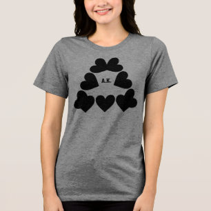 Benutzerdefinierte Anfangsbuchstaben Herz Dreieck  Tri-Blend Shirt
