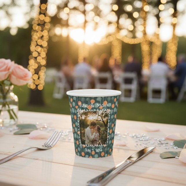 Benutzerdefinierte Blumen-Doodle-Foto-Verlobung Pappbecher (Von Creator hochgeladen)