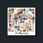 Benutzerdefinierte Familien-Fotocollage 50 Bilder Leinwanddruck<br><div class="desc">Verwandeln Sie Ihre Lieblingsfotos in ein atemberaubendes Wandkunstwerk. Dieses maßgeschneiderte Fotocollagen-Poster ist die perfekte Möglichkeit, Ihre Geschichte zu erzählen und eine Lebenszeit voller Erinnerungen in einer schönen Darstellung einzufangen. Mit 100 % Personalisation können Sie problemlos Ihre eigenen Fotos hochladen und den Text, die Schriftarten und Farben anpassen, um perfekt zu...</div>