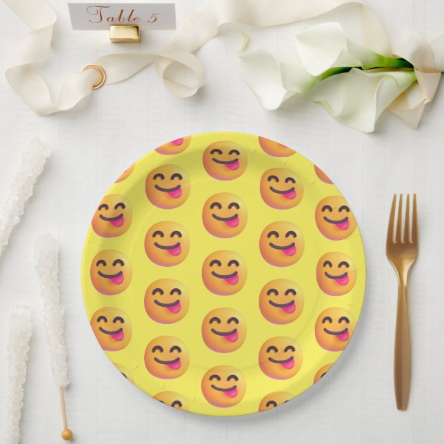 Benutzerdefinierte Farben passen sich an das Emoji Pappteller (Hochzeit)