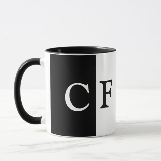 benutzerdefinierte Initialen in Schwarzweiß Tasse (Links)