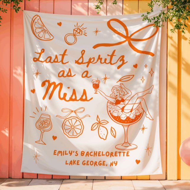 Benutzerdefinierte Letzte Spritz als Fräulein Jung Wandteppich (Von Creator hochgeladen)