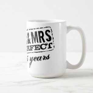 Benutzerdefinierte Mr und Mrs Hochzeitsjubiläums-K Tasse