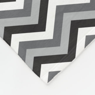 Benutzerdefinierte Vier-Farben-Chevron-Muster Fleecedecke