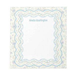 Benutzerdefinierte wellige Umrandung Vintage-Blume Notizblock