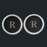 Benutzerdefinierte White Initial Trauzeugen Black  Manschetten Knöpfe<br><div class="desc">Custom Masculine Schriftart White Initial auf schwarzen Hintergrund Cufflinks.</div>