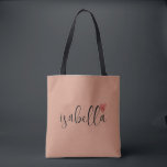 benutzerdefinierten Bridesmaid-Skriptname Clay<br><div class="desc">Eine schicke,  moderne Tasche in Ton mit schwarzem Skriptnamen und rotem Herz,  die perfekt für einen Vorschlag der Brautjungfrau. Ihre Brautjungfrauen können ihre Tasche mit dem Wesentlichen für Junggeselinnen-Abschied-Ausflüge oder für das Wesentliche für den Hochzeitsvormittag füllen.</div>