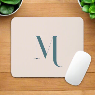 Benutzerdefinierter Anfangsname l Clean Typografie Mousepad