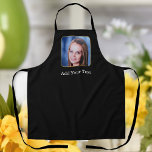 Benutzerdefinierter Foto Personalisiert Schürze<br><div class="desc">Laden Sie ein Foto hoch, fügen Sie Text hinzu und erstellen Sie ganz einfach Ihre personalisierte Schürze. Klicken Sie auf Weiter, um die Hintergrundfarbe oder Textfarbe zu bearbeiten. Sie können dieses Design auf anderen Zazzle-Produkten übertragen und an die meisten Zazzle-Produkte anpassen. Standard Studio Designs werden in hochauflösender Vektorgrafik für einen...</div>