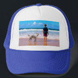 Benutzerdefinierter Foto Trucker-Hut mit Ihrem Fot Truckerkappe<br><div class="desc">Custom Foto Hats - Ihr eigenes Design - Personalisierte Familie / Freunde oder Personal Caps Geschenk - Fügen Sie Ihr Foto / Text - Neu formatieren und verschieben oder entfernen und fügen Sie Elemente / Text mit Anpassungs-Tool ! Wählen Sie / fügen Sie Ihre Lieblings-Schriftart / Textfarbe! Sie können dieses...</div>
