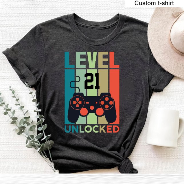 Benutzerdefinierter Level 21 Unlock Video Gamer 21 T-Shirt (Custom Level 21 Unlocked Video Gamer 21st Birthday T-Shirt)