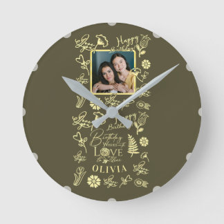 Benutzerdefinierter Name Foto Florale Typografie G Runde Wanduhr