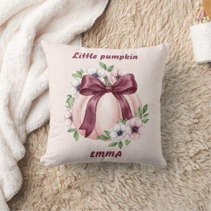 Benutzerdefinierter Name Little Pumpkin Floral Pin Kissen