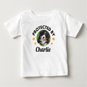 Benutzerdefinierter Name und Foto von "Protected b Baby T-shirt