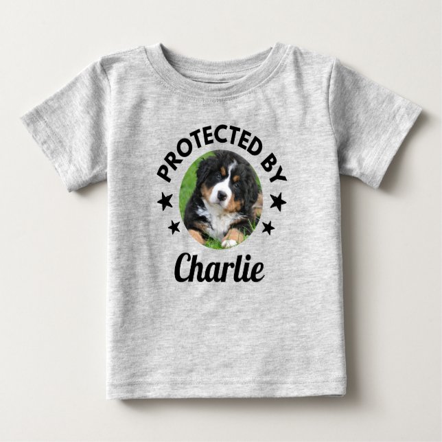 Benutzerdefinierter Name und Foto von "Protected b Baby T-shirt (Vorderseite)