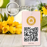 Benutzerdefinierter QR-Code Logo-Text elegant Rosa Schlüsselanhänger<br><div class="desc">Laden Sie ein Logo und QR-Code hoch, fügen Sie Text hinzu und erstellen Sie ganz einfach Ihren personalisierten Schlüsselanhänger. Klicken Sie auf ENTWURF BEARBEITEN, um die Hintergrundfarbe oder Textfarbe zu ändern. Sie können dieses Design auf anderen Zazzle-Produkten übertragen und an die meisten Zazzle-Produkte anpassen. Standard Studio Designs werden in hochauflösender...</div>