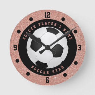 Benutzerdefinierter Roségold-Rosa Mädchen-Fußball Runde Wanduhr