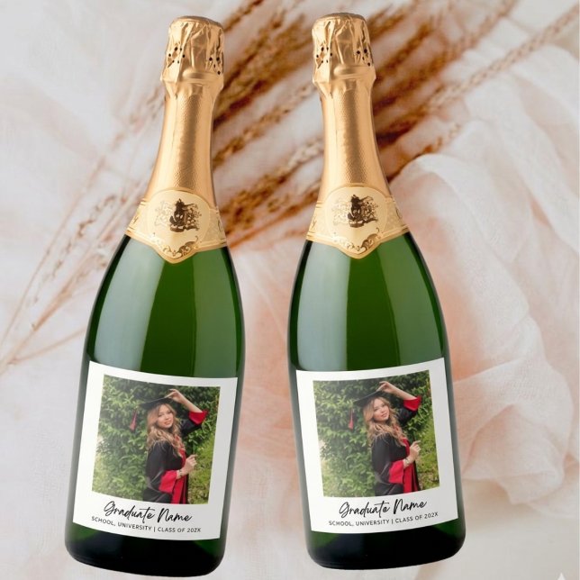 Benutzerdefiniertes Abschlussfoto Champagnerflasch (Von Creator hochgeladen)
