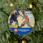 Benutzerdefiniertes Basketball-Foto Teamname Jahr Keramikornament<br><div class="desc">Zeigen Sie Ihrem Team Stolz mit diesem phantastischen Basketball-Foto-Design - laden Sie einfach Ihre Fotos hoch und fügen Sie Ihren eigenen Text zu einem einmaligen Geschenk. Perfekt für das Ende der Saison Team oder Coach Geschenk. Ändern Sie den Hintergrund oder die Textfarbe entsprechend Ihrer Teamfarbe - klicken Sie einfach auf...</div>