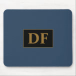Benutzerdefiniertes Blau mit Gold-Initial-Maus-Pad Mousepad<br><div class="desc">Dieses Mauspad hat ein blaues Design mit goldenen Initialen,  die Ihrem Schreibtisch Stil und Personalisierung verleihen. Passen Sie es mit Ihren Initialen oder mit denen von jemand anderem an,  sodass es ein nachdenkliches Geschenk oder eine sinnvolle Ergänzung zu Ihrem eigenen Arbeitsbereich ist.</div>