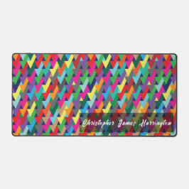 Benutzerdefiniertes farbiges Pfeil-Muster mit Name Schreibtischunterlage