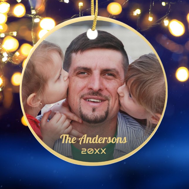 Benutzerdefiniertes Foto Familienname Gold Frame E Keramik Ornament (Von Creator hochgeladen)